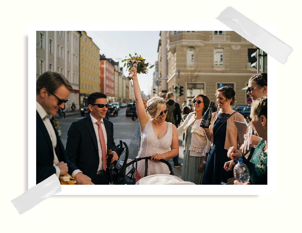 hochzeitsfotograf münchen brautpaar feiert